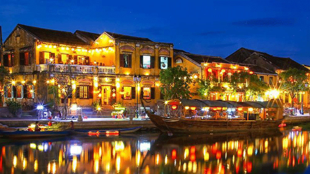 Central Vietnam 3 Days 2 Nights Tour (Saigon, Hoi An, My Son, Da Nang)