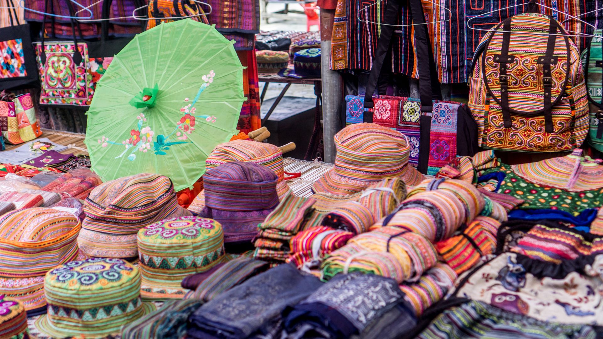 HANOI – SAPA – BAC HA MARKET 3 NIGHTS 2 DAYS TOUR