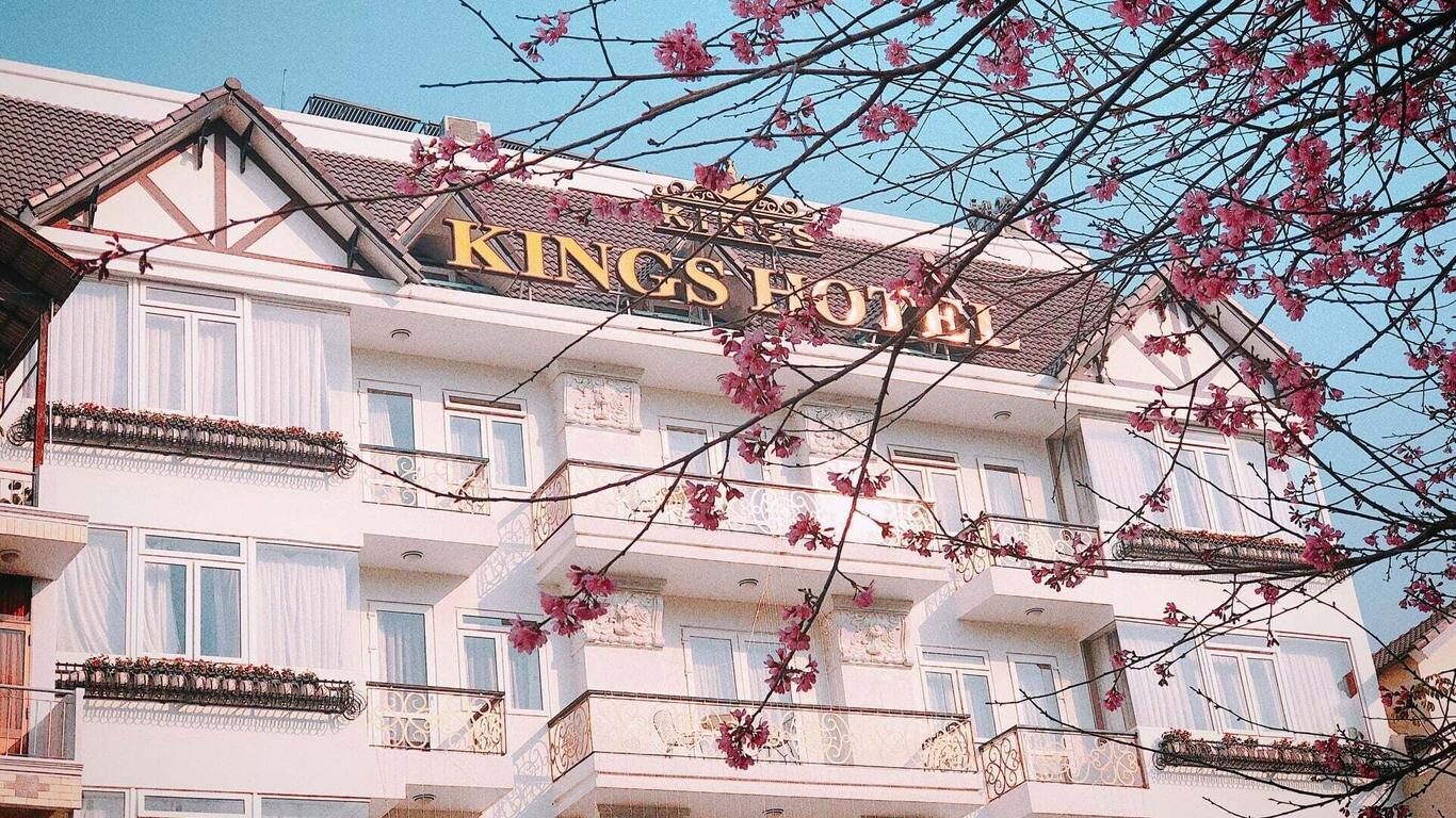 Kings Hotel Dalat – A Typical Ancient Feature in The center of a Foggy City