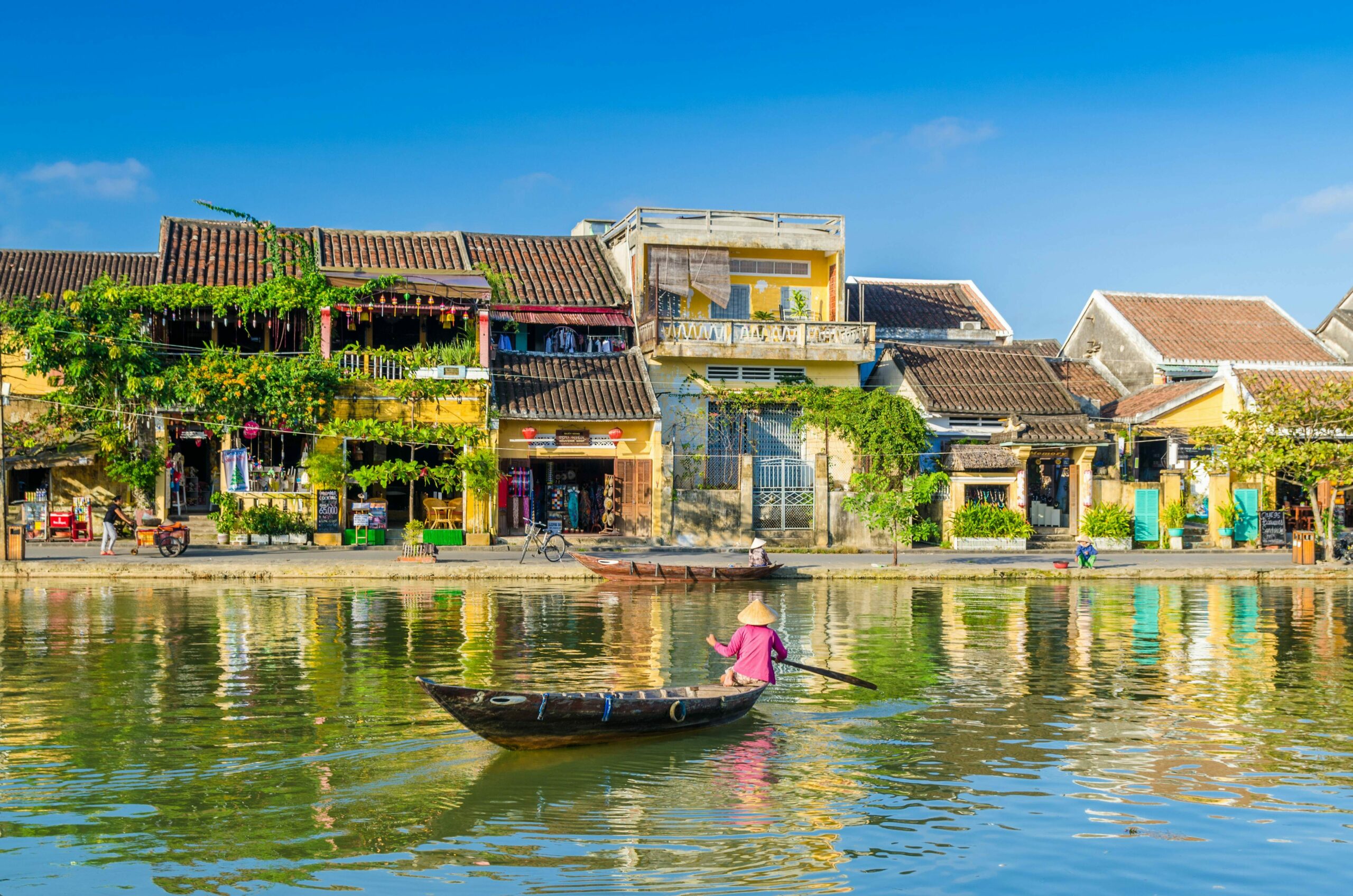 13 irresistible Hoi An’s street foods that will awaken your taste buds