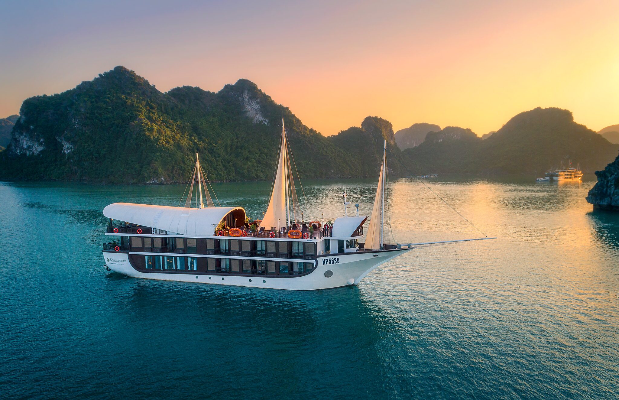 Lan Ha Bay cruise: Guide to crafting your ultimate journey through nature