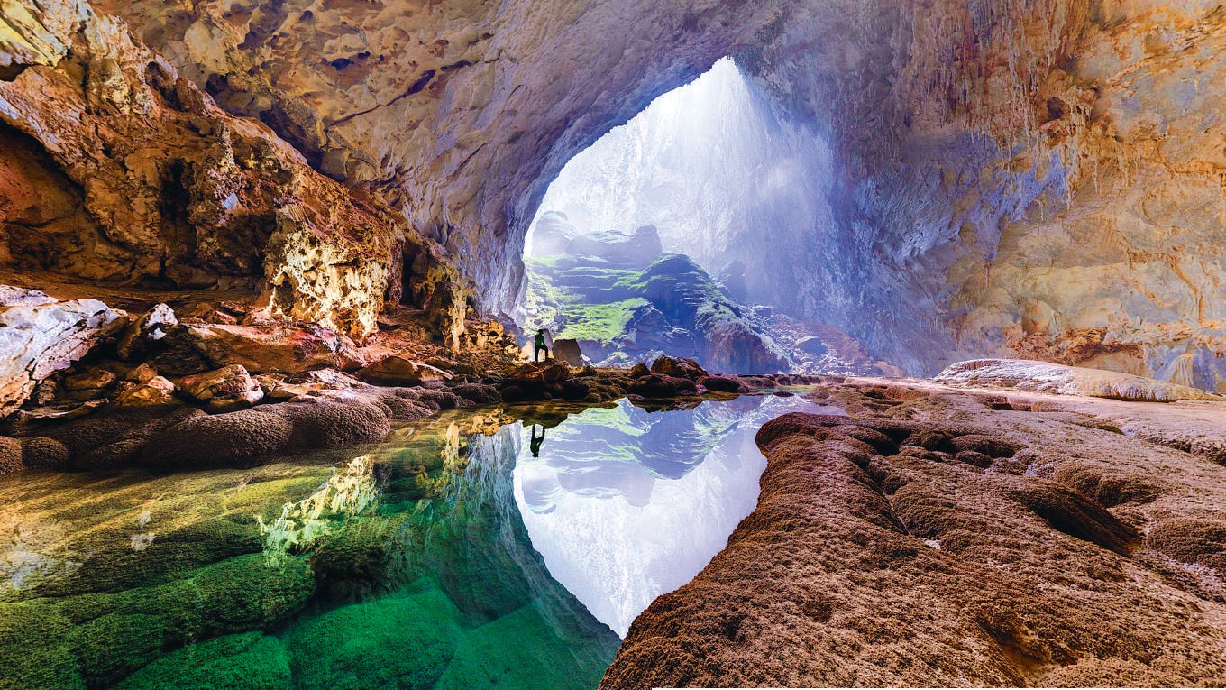 PHONG NHA CAVE AND DARK CAVE – 1 DAY TOUR